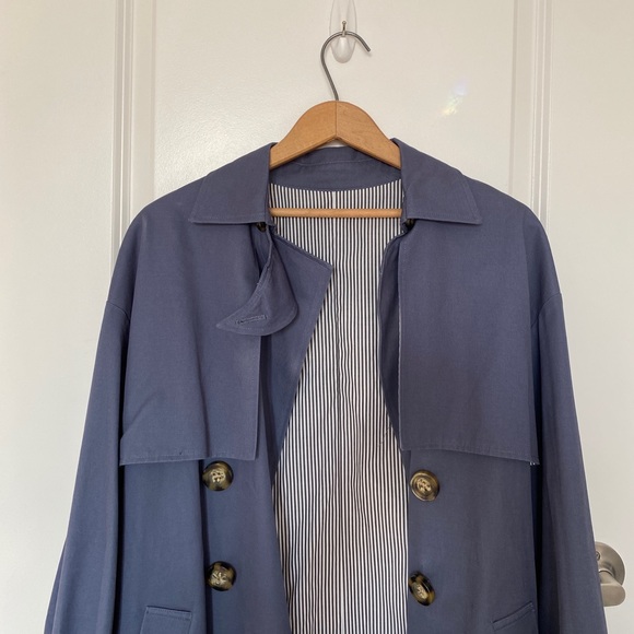 Blue Jazzevar Trenchcoat - Picture 3 of 15